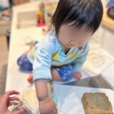 長女はキッチンが大好き